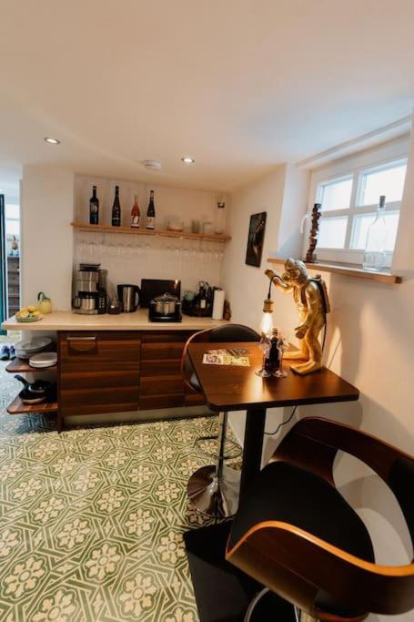 Modernes Tiny House Mit Sonnenterrasse Daire Ediger-Eller Dış mekan fotoğraf